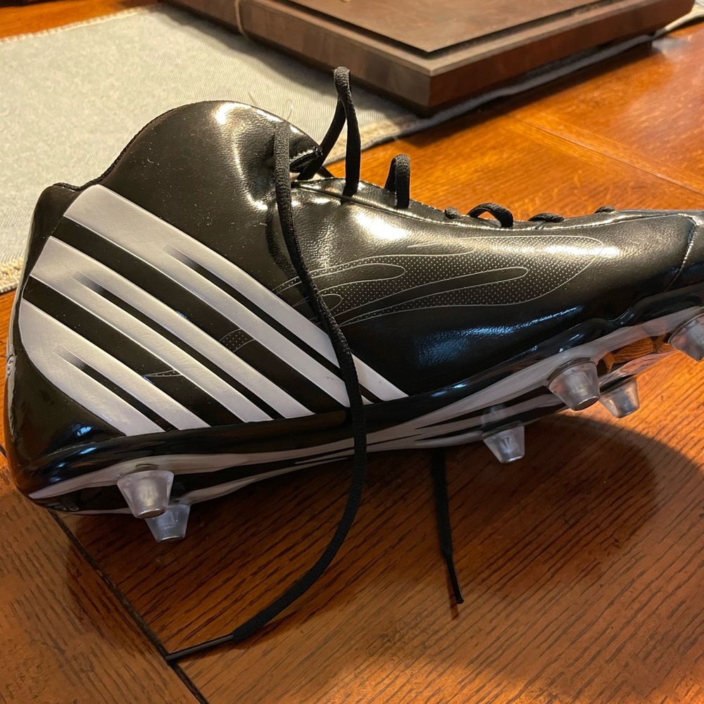 Men’s size 12 Adidas Scorch football cleats - Picture 3 of 5